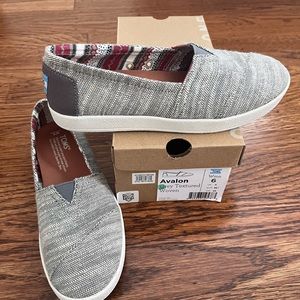 Toms Avalon Flats - New in Box - Size 6